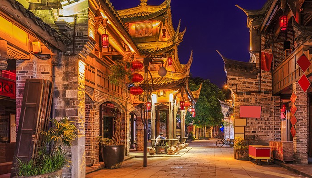 Chengdu bar area at night