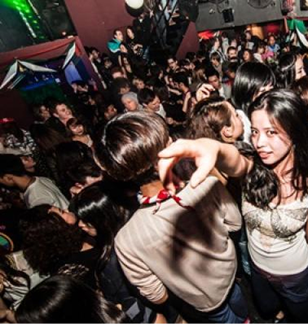Chengdu dancefloor